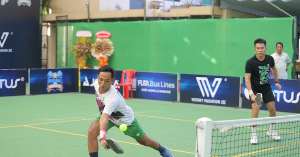 tu-vu-nguoi-dan-ong-do-guc-khi-choi-pickleball:-bac-si-chi-ra-5-nguy-co-dan-den-dot-tu-trong-the-thao